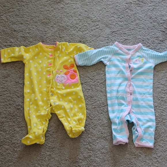 Carter's Other - Carter's 3 month onesie 2 pack